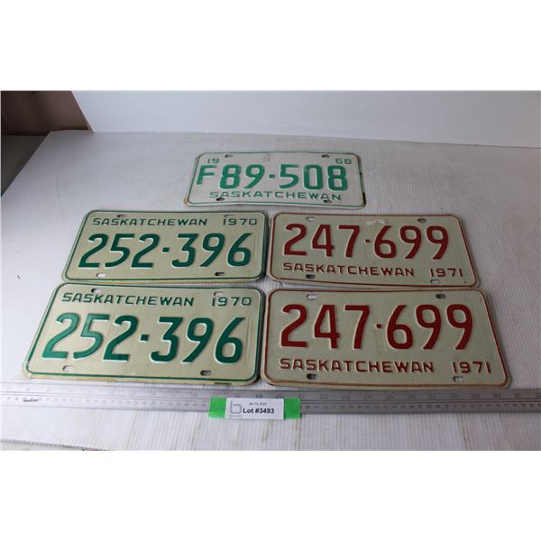 Saskatchewan License Plates, (2) Pairs (1) Single, 1968, 1970, 1971