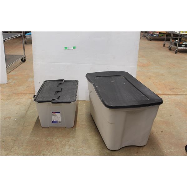 *Large Plastic Tote with Lid and Plastic Container
