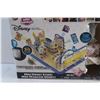 Image 2 : 39 pc Mini Disney Store - New