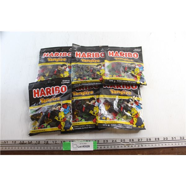 (6) Haribo Halloween Vampire Gummy Bears - Expire 2025/07/11