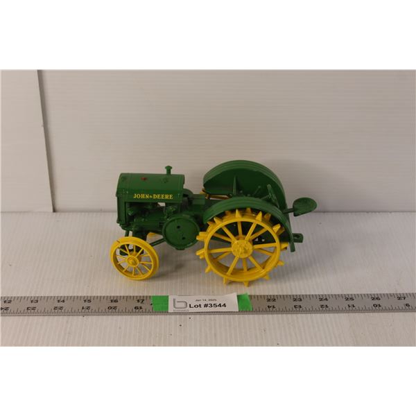 John Deere Die Cast Tractor 8" Long