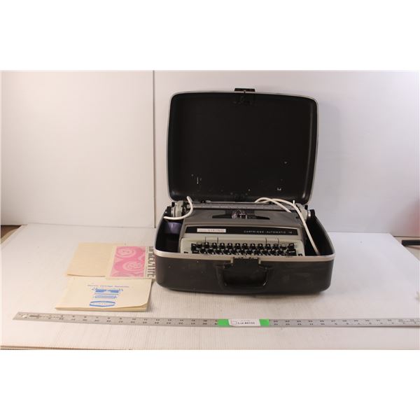 Eaton Viking Vintage Electric Cartridge Typewriter with Case- As Is