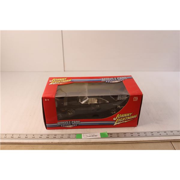 Johnny Lightning 1:18 1970 Black Plymouth Superbird Model Car