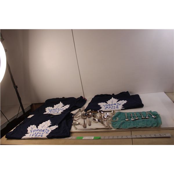 (3) Molson Toronto Maple Leafs Adult T-shirts-M & Vintage Cutlery