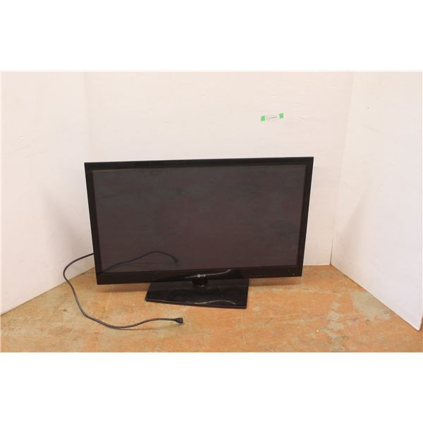 *42'' LG Flat Screen TV with Remote - Power On, As Is