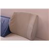 Image 3 : (2) Lumbar/Back Support Pillows