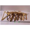 Image 1 : (8) Wooden Hangers