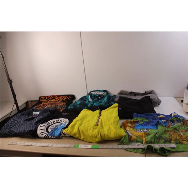 Clothing Lot- Puma Shirt XXL, Doctor Who T-shirt- XL, Guess T-shirt- S, Boy's Tony Hawk T-shirt-L, M