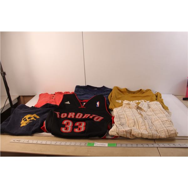 Hugo Boss Sweater M, Adidas Toronto/Moon #33 Jersey- L, Misc.