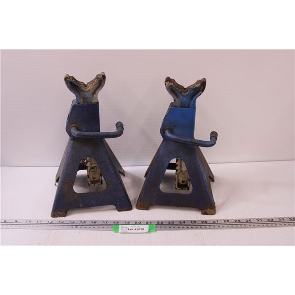 (2) Jack Stands - Work - 12.5" x 8"