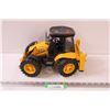 Image 1 : JCB Plastic Toy Tractor - 1:18 Model Scale