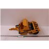 Image 1 : ERTL John Deere Land Scraper Plastic Toy - Model 1812D - Model Scale 1:18