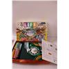 Image 3 : Simpsons Lot: 1000 Piece Puzzle & Game of Life - As Is