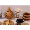Image 3 : McDonalds Retro Glass, Wood Home Decor, Wine Bottle Stoppers, Rolling Tray, Canada Mug, Carved Gourd