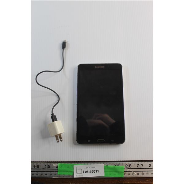 7'' Samsung Tablet with Charger - Tested
