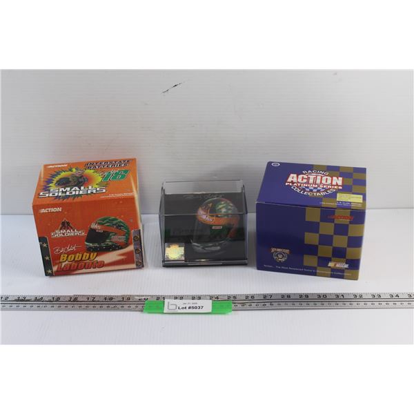 Small Soldiers Bobby Labonte 1/4 Scale Helmet with Display Box