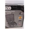 Image 3 : Star Wars Waffle Maker NIB