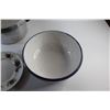 Image 4 : Ceramic Bowl, Plate and 10'' Cooking Pot with Lid