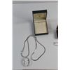 Image 4 : (2) Necklaces - Authenticity Not Guaranteed