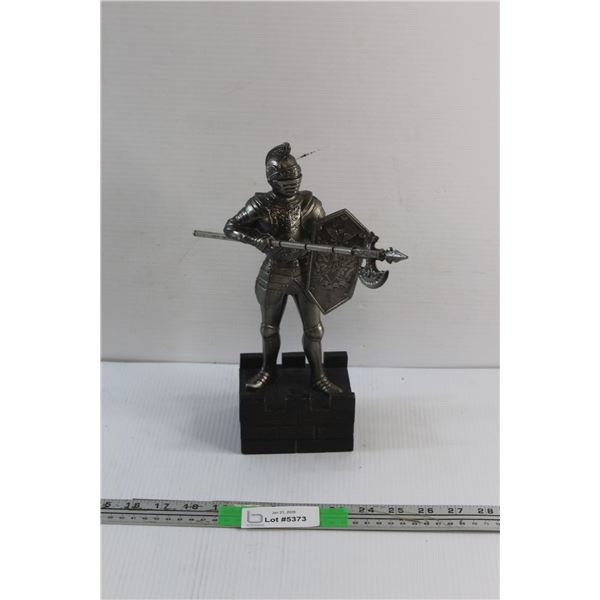 Metal Knight Statue - 11" Tall