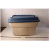 Image 1 : *Rubbermaid Storage Tote with Lid 14.5" Tall x 23" Long x 17" Wide