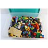 Image 2 : Rubbermaid Container with Lid and Assorted Lego Building Blocks
