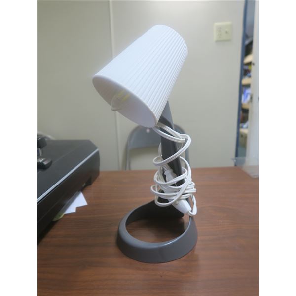 desk lamp