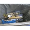 Image 5 : lunch kit with assorted tools