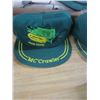 Image 3 : 4 john deere hats