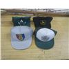 Image 1 : 4 hats