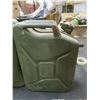 Image 5 : two military gas cans