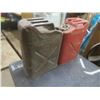 Image 5 : two military gas cans