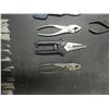 Image 2 : 1 box of assorted pliers