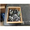 Image 1 : 1 box of casters