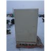 Image 2 : 3ftx59" metal cabinet