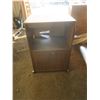 Image 1 : 2ftx19"x33" end table on wheels
