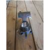 Image 3 : bench vise