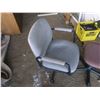 Image 2 : 3 office chairs