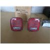 Image 4 : truck tail lights