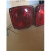 Image 3 : truck tail lights