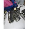 Image 9 : 3 pairs of vintage skates and go bag