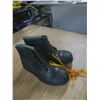 Image 4 : size 12 rubber boots