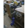 Image 2 : ice auger