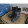 Image 2 : size 10 winter boots
