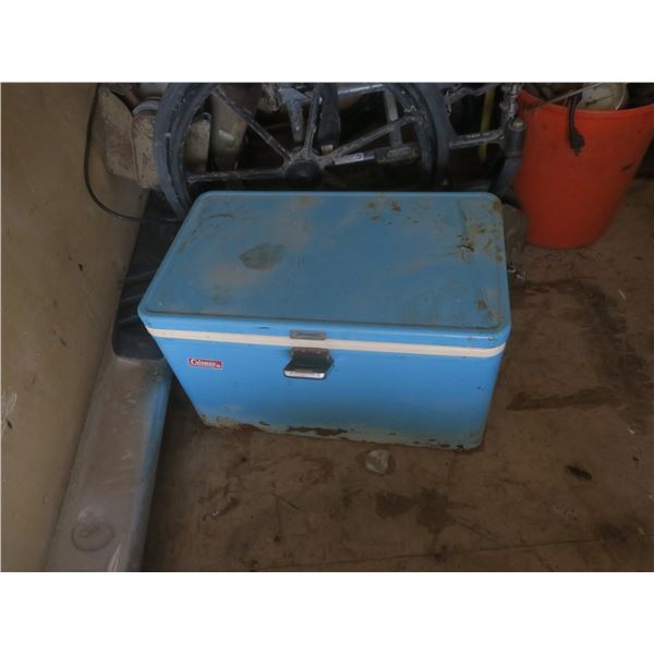 vintage coleman cooler