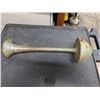 Image 1 : vintage truck horn
