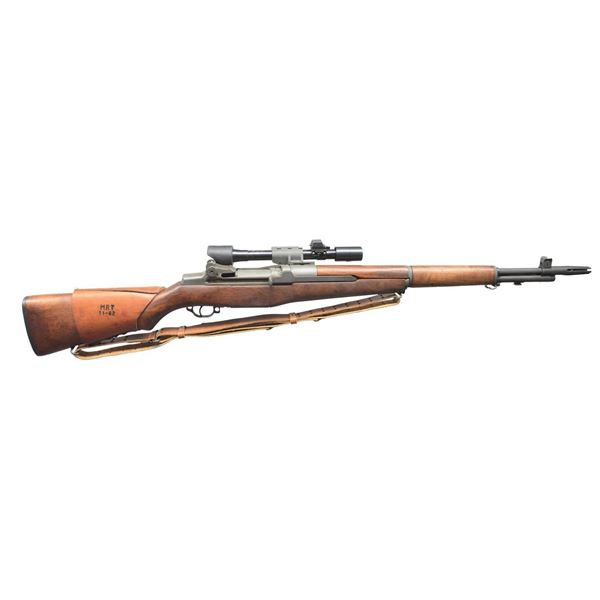 WWII WINCHESTER M1 GARAND SEMI AUTO RIFLE IN M1D