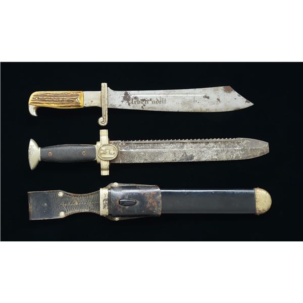 2 WWII GERMAN ENLISTED DAGGERS.