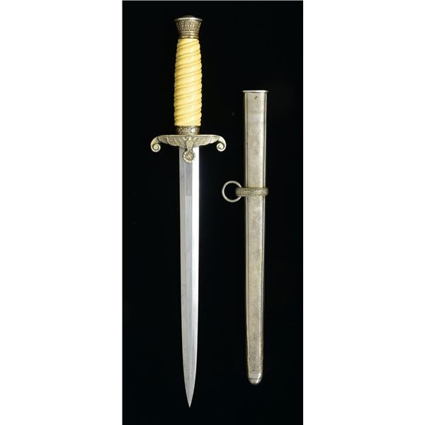 TIGER WWII GERMAN ARMY OFFICER’S DAGGER.