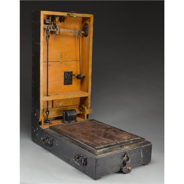 LARGE WWI US MILITARY PORTABLE RECRUITING SCALE.